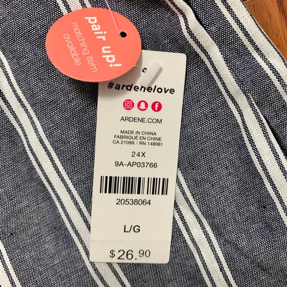 High Waisted Shorts - Picture 2 of 3